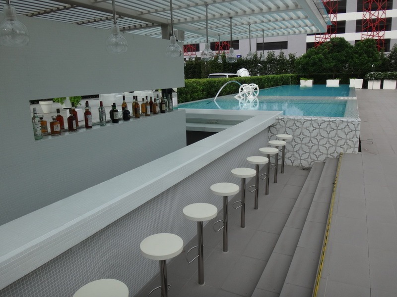 Macalister Mansion pool bar Penang